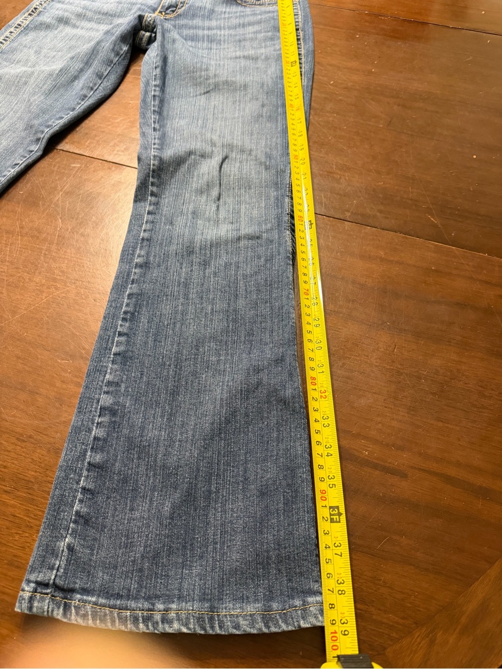 Wrangler Women’s Light Blue Denim Jeans Size 5/6 x 32 style code 09MWZDD midrise - Picture 7 of 12